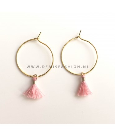 Kwastjes oorbellen roze