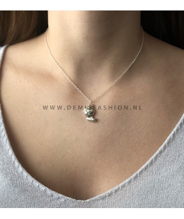 Zilverkleurige voetbal ketting