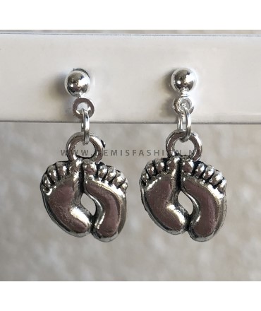 Knopjes oorbellen baby voetjes
