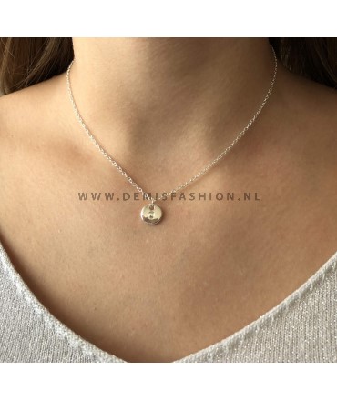 Zilveren initialen ketting O