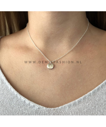 Zilveren initialen ketting T