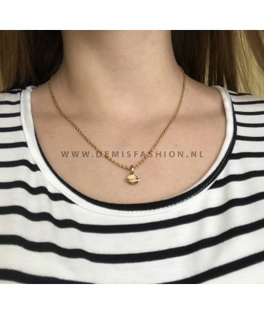 Ketting roze planeet